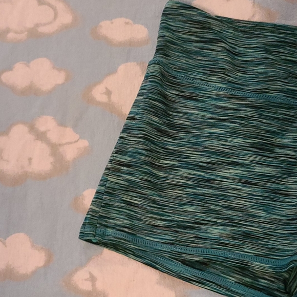 Fabletics shorts - Picture 5 of 5